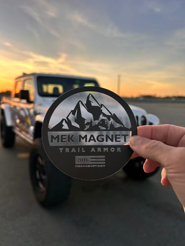 Customer photo review of MEK Logos