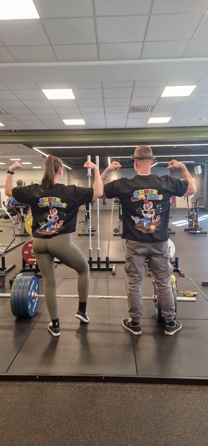 Customer photo review of Super Gym Bros (Backprint) Oversized Shirt