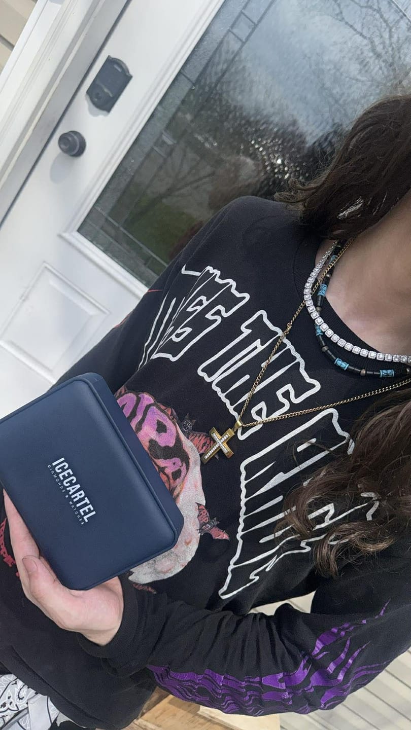 Customer photo review of VVS Tennis Chain 14K Gold (ALL SIZES)