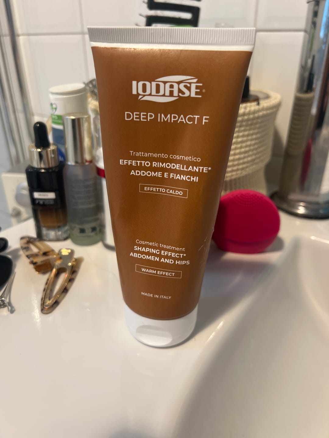 Customer photo review of Crema rimodellante addome e fianchi