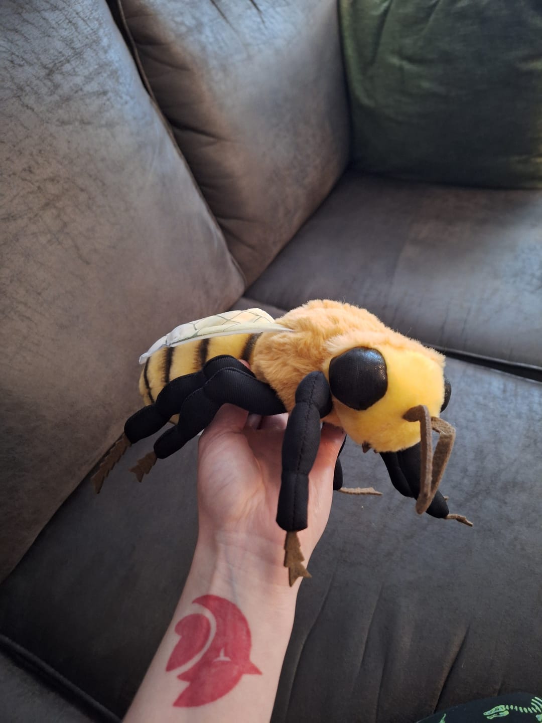 Customer photo review of Bee Soft Stuffed Plush Toy