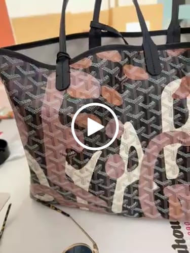 Customer video review of SAINT LOUIS PM BAG 34 IN PINK LETTRES CAMOUFLAGE GOYARDINE CANVAS