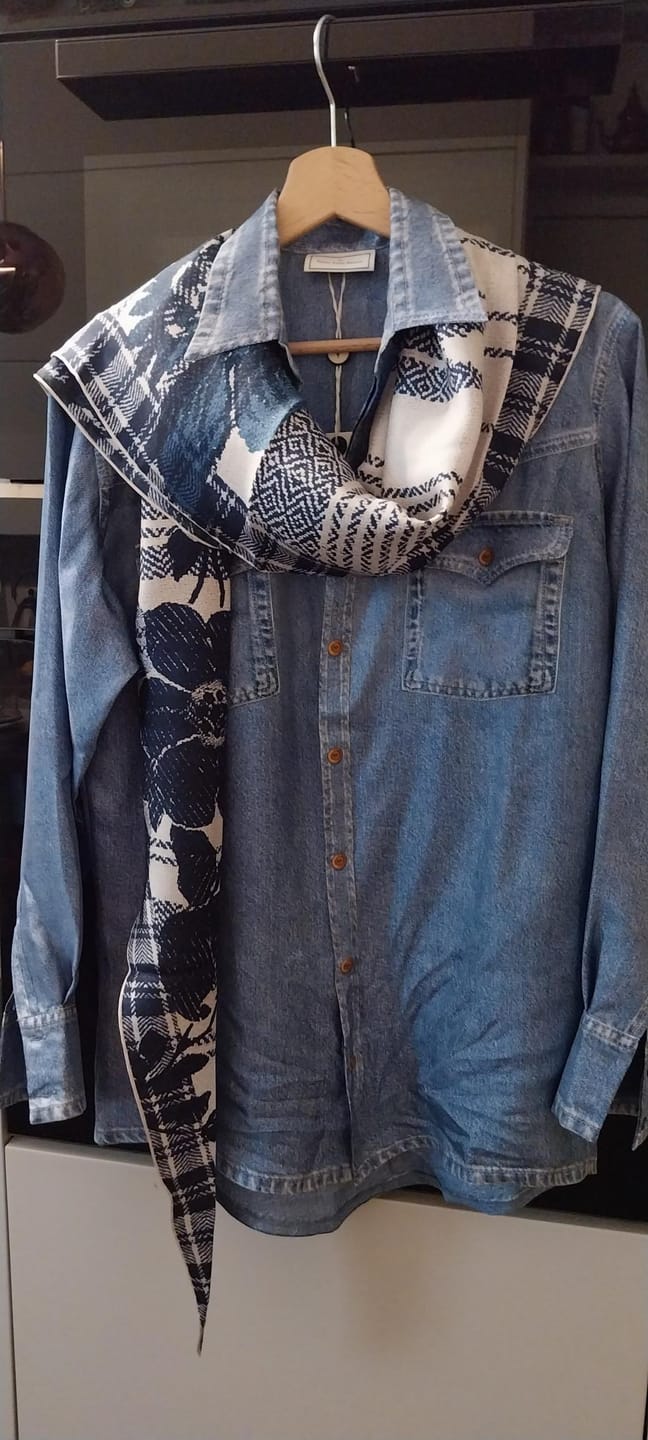 Customer photo review of Camicia In Seta
