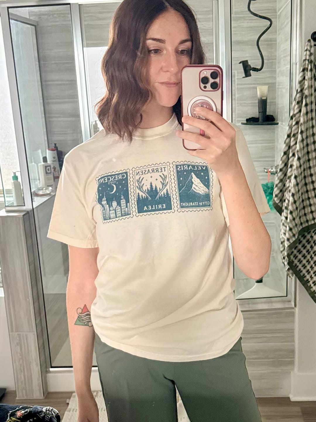 Customer photo review of Sarah J Maas Stamps Comfort Colors shirt | ACOTAR Merch