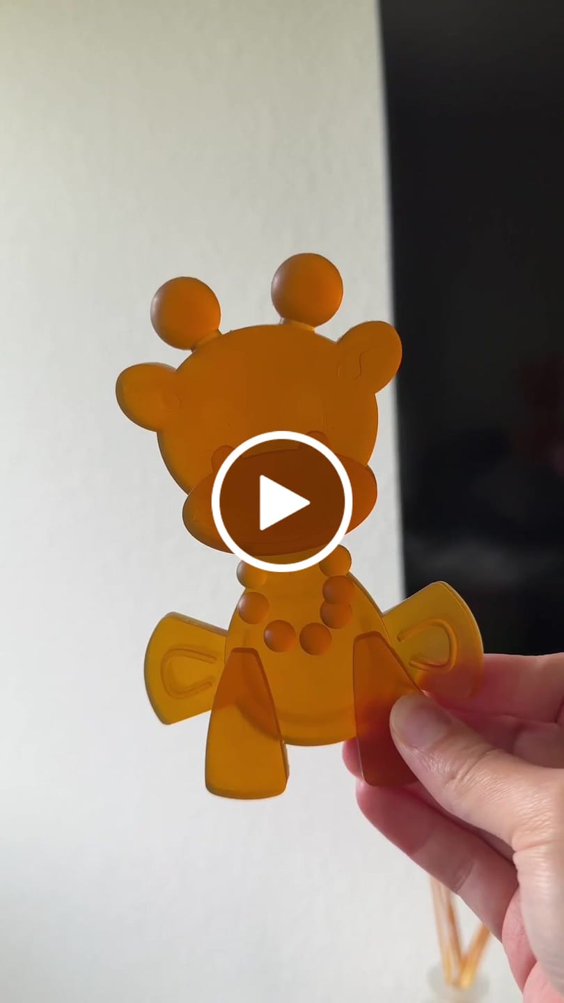 Customer video review of The Little Bamber - Natural Rubber & Baltic Amber Teething Toy
