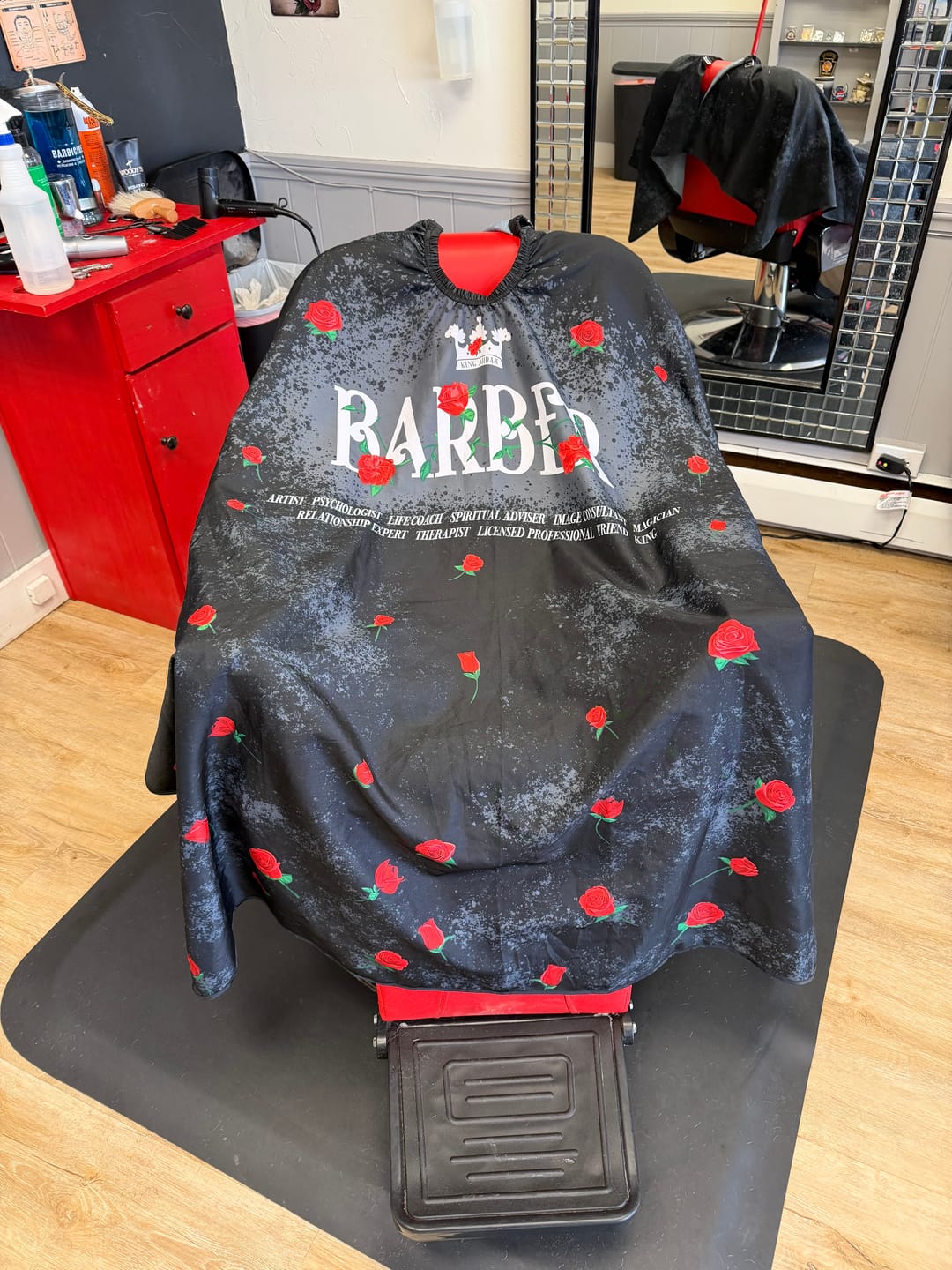 Customer photo review of Barber Capes - The Definition Of A Barber Collection-Red & Black / Elastic