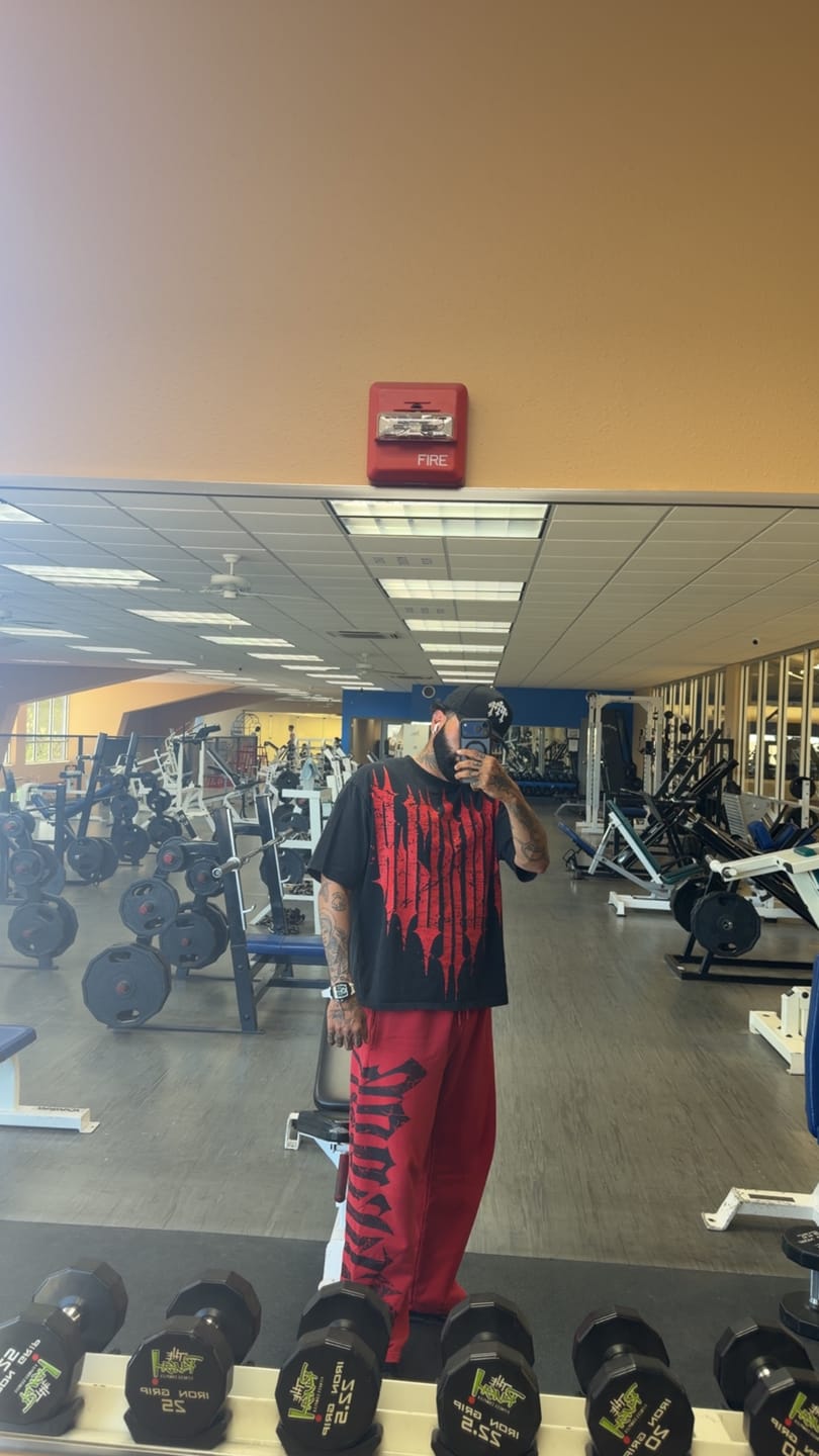Customer photo review of 4156 - Revenge Tees Spring '25