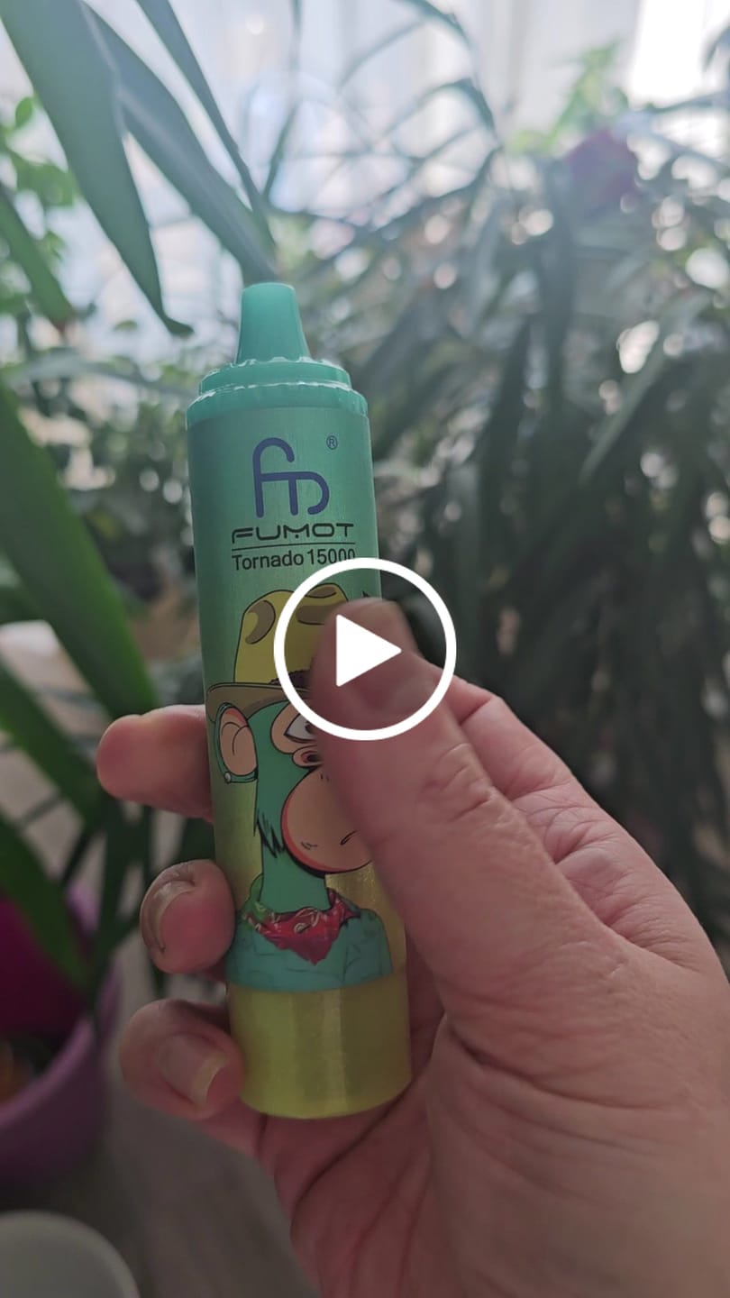 Customer video review of RandM Tornado Vape 15000- Watermelon Ice🍉🧊