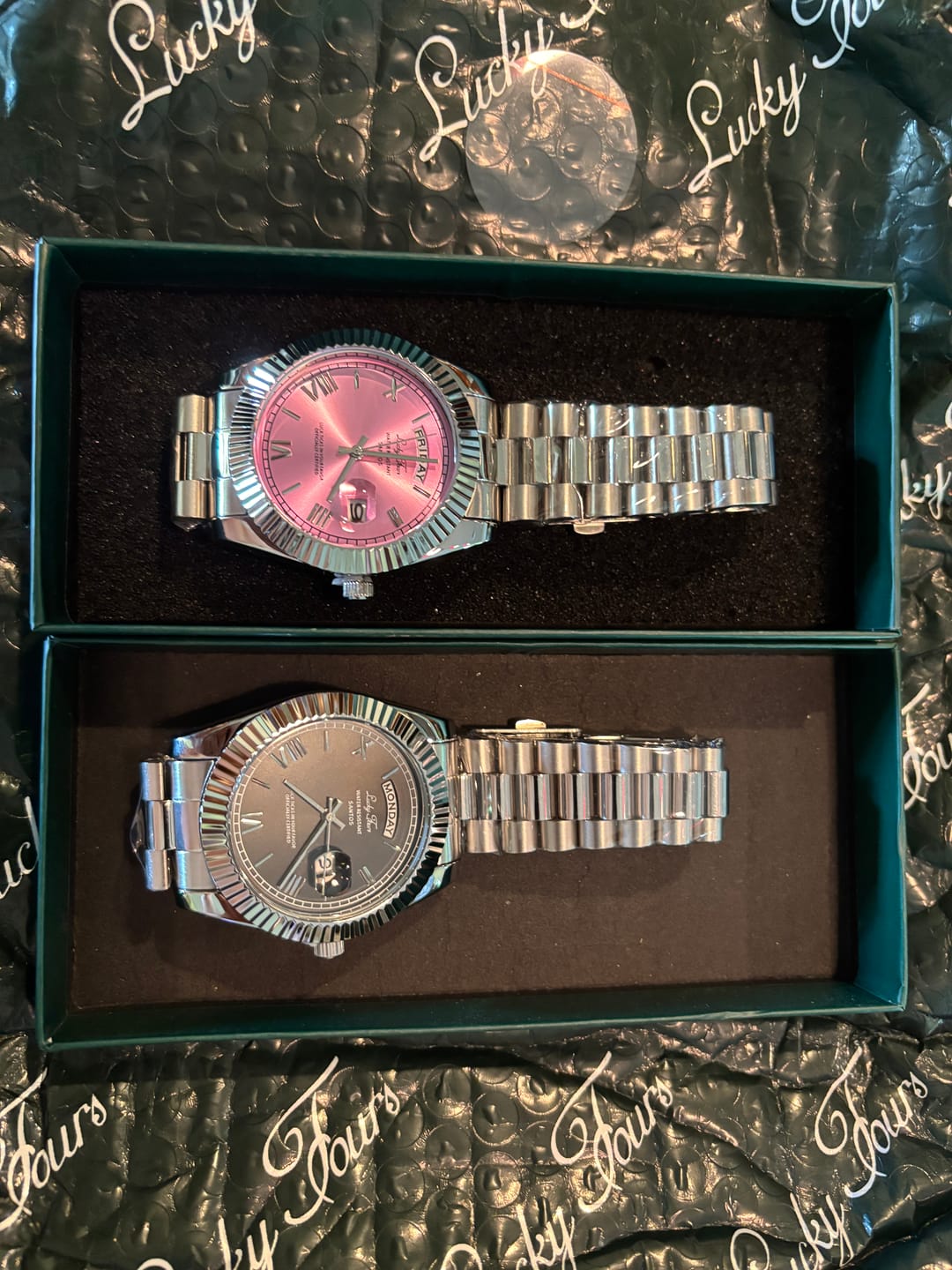Customer photo review of Lucky Fours® Santos