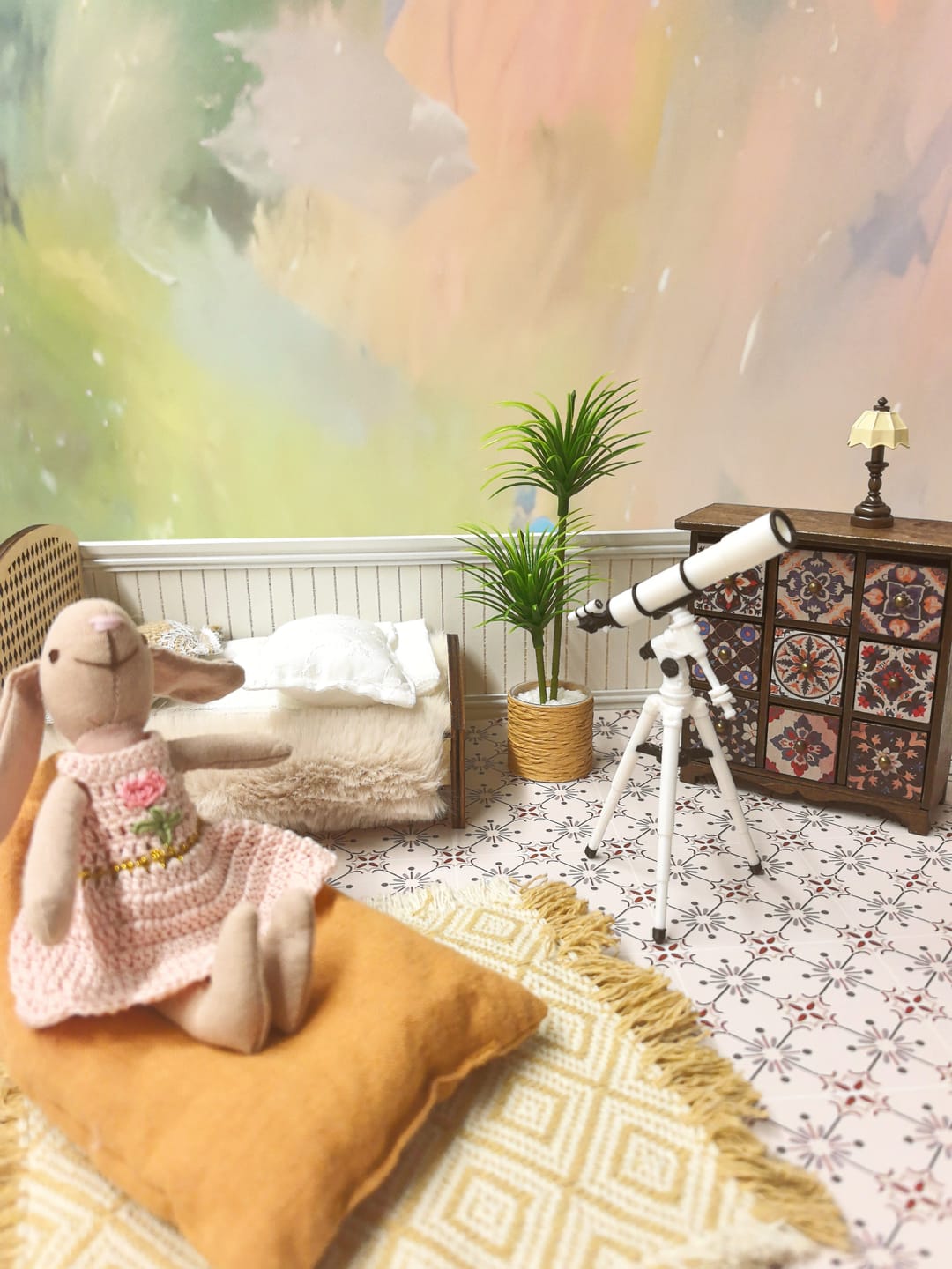 Customer photo review of The Moonlight Space Dream in the Bedroom – 1:12 Scale Dollhouse Miniature Story-Box
