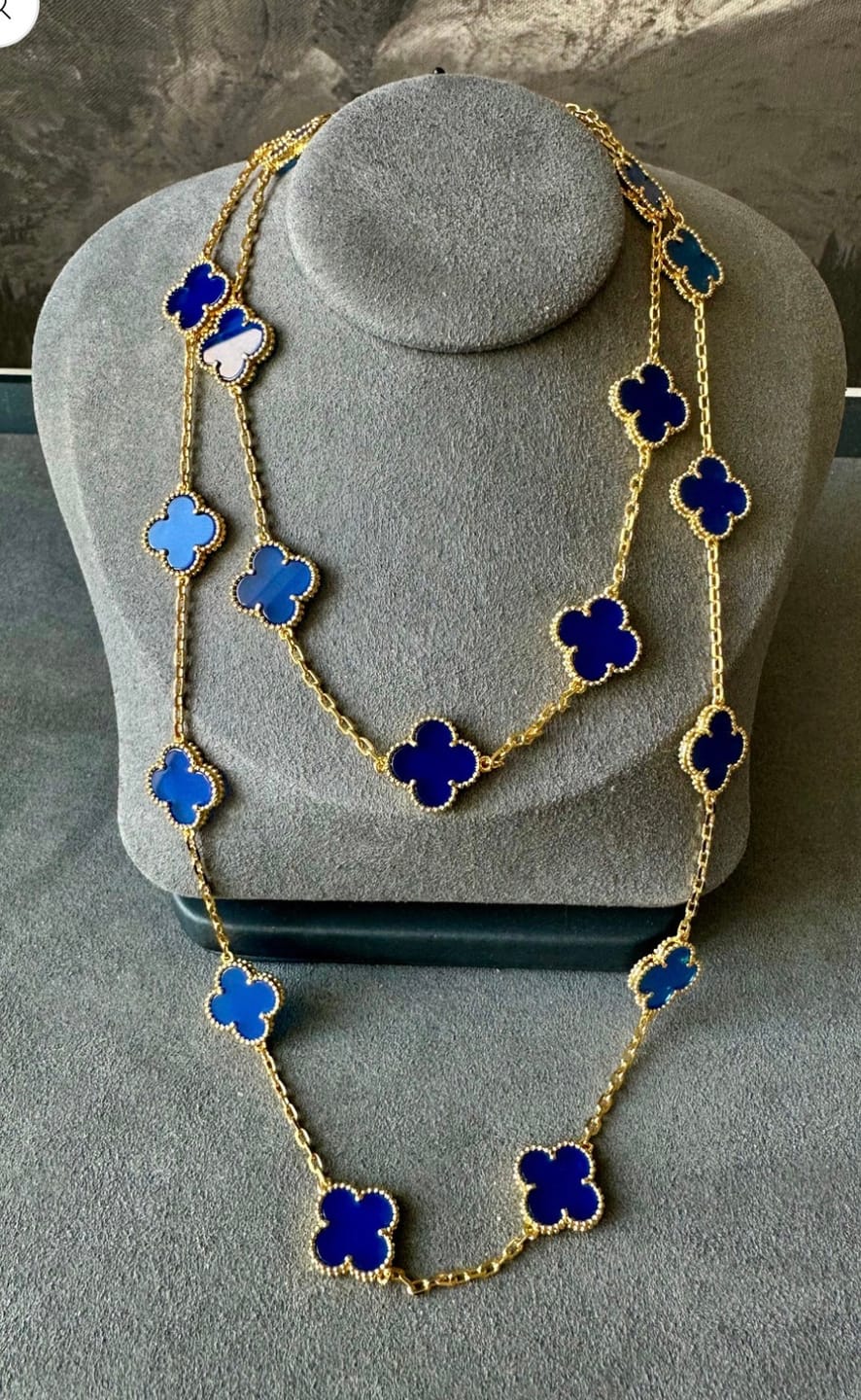 Customer photo review of 20 motifs gemstone 15mm clover necklace with 18k gold plated 84cm
