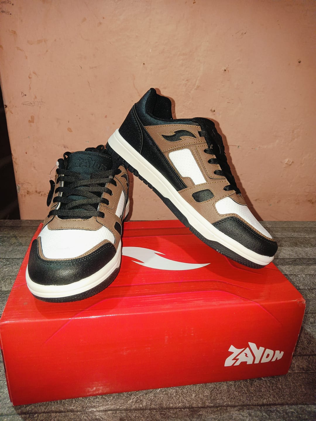 Customer photo review of ASH Black Brown