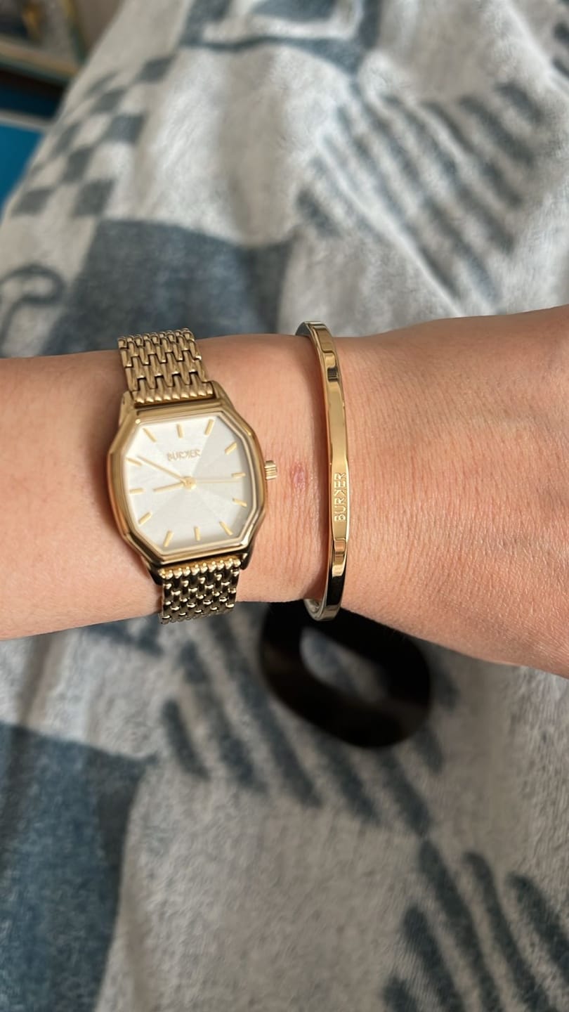 Customer photo review of Julia Gold White
