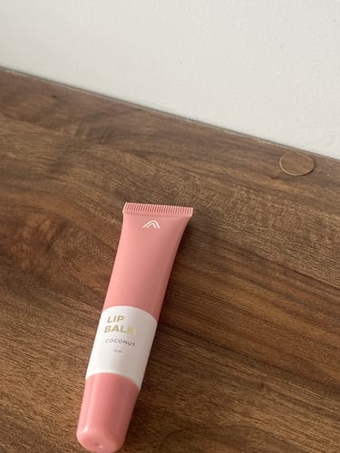 Customer photo review of LIP BALM - HIDRATANTE PARA LABIOS