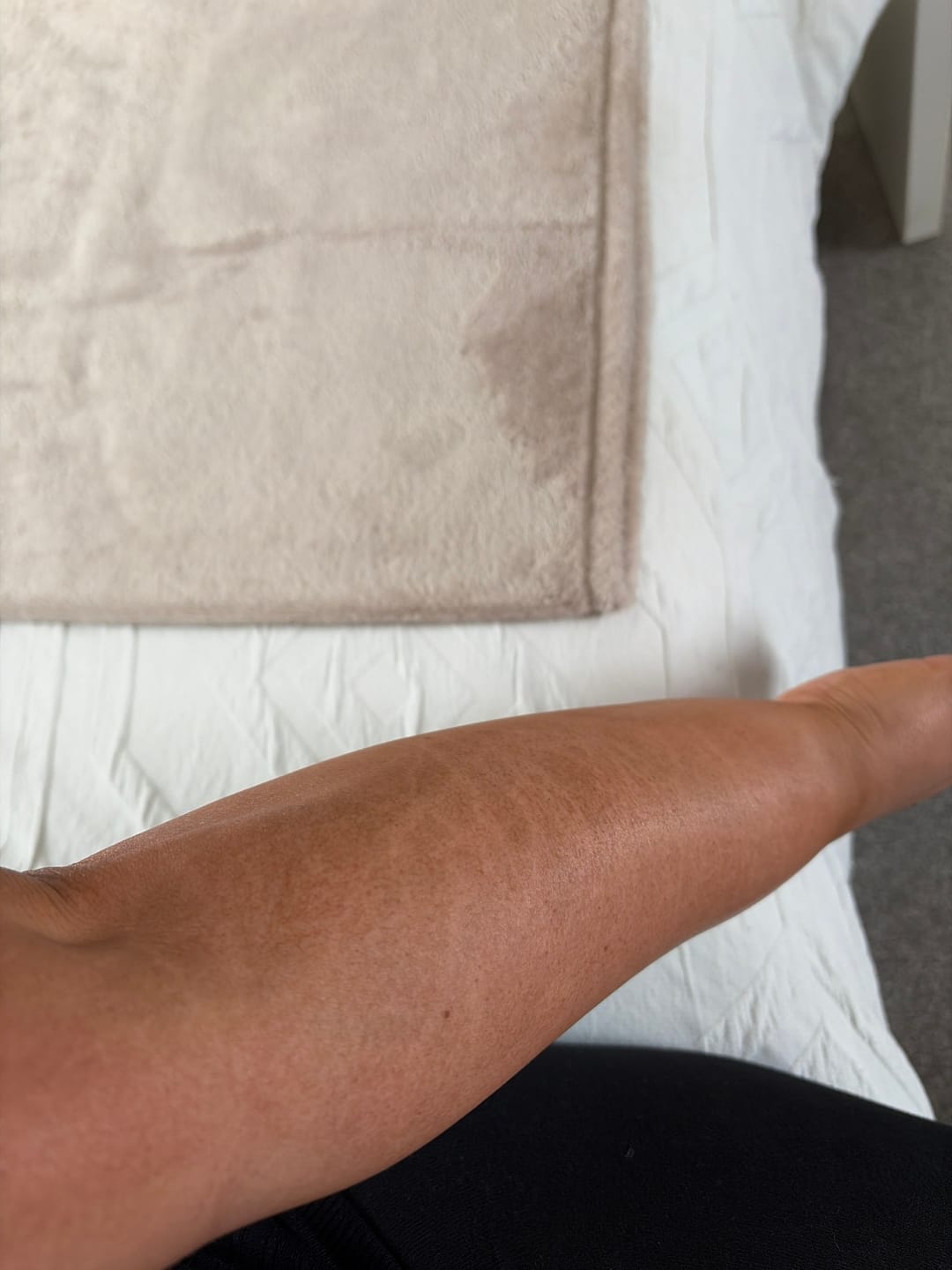 Customer photo review of You Make Me Foam Tanning Mousse