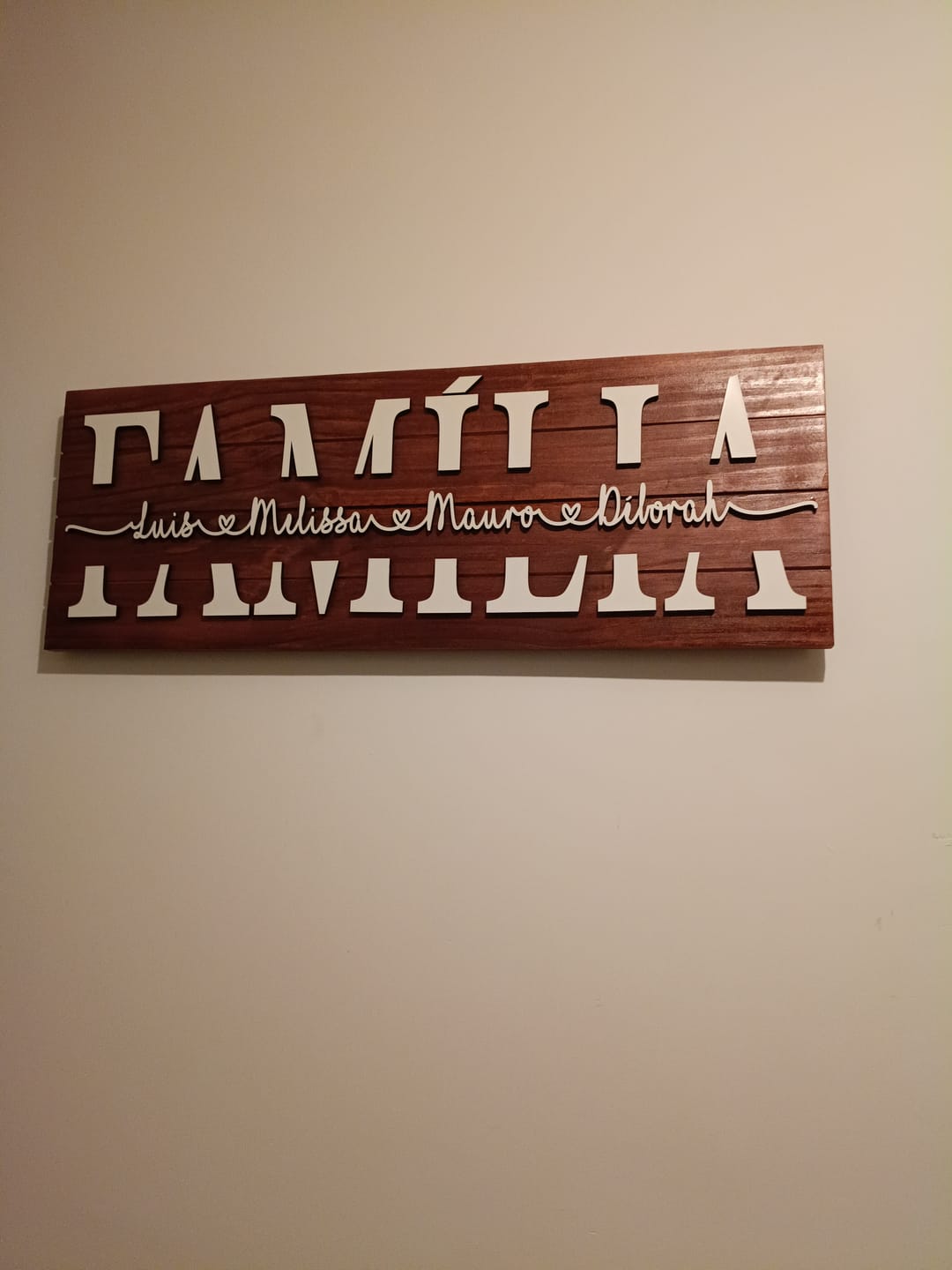 Customer photo review of Placa da Família Personalizada