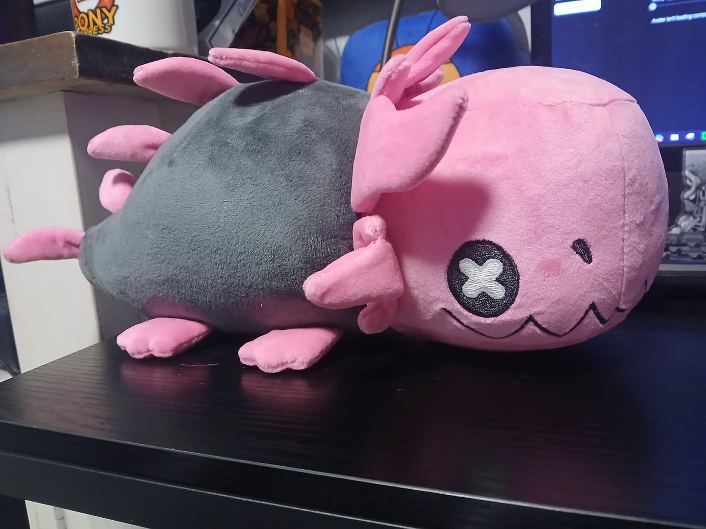 Customer photo review of Rain World - Glowing Pink Lizard Plush