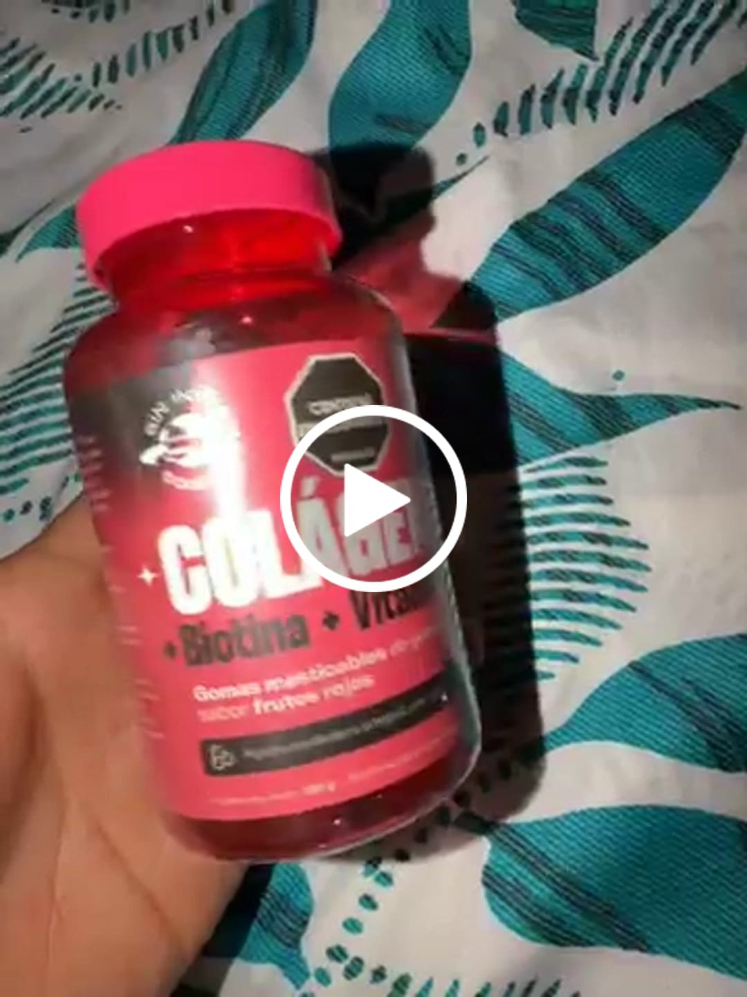 Customer video review of Gomas con Colageno + Biotina + Vitamina C