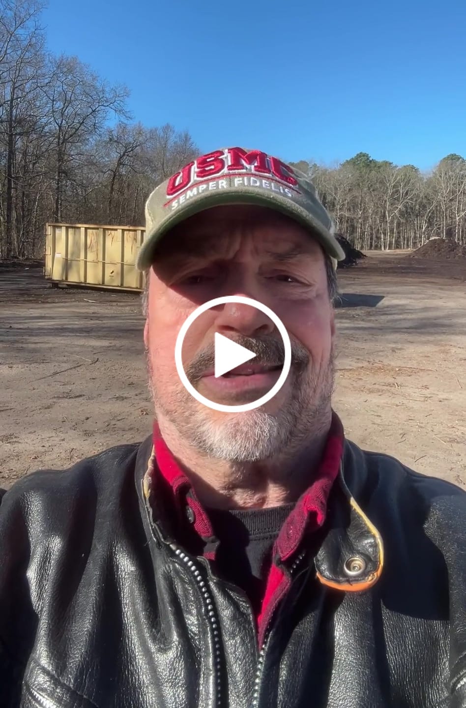 Customer video review of Skid Steer Hydraulic Dump Bucket Attachment – Extended Dump Height for High-Sided Trailers