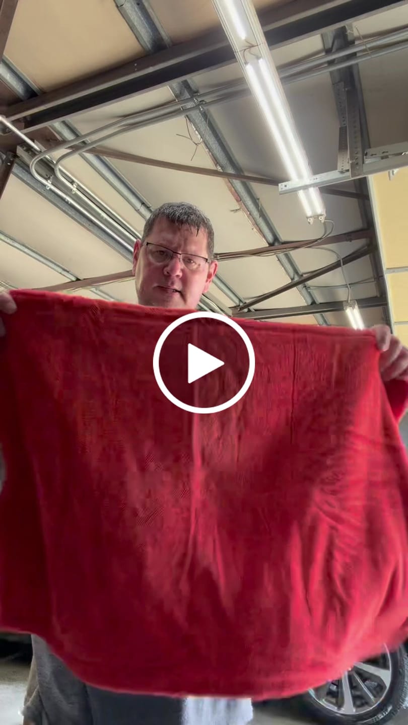 Customer video review of Ripclean: The Hercules 1400 GSM Ultra Absorbent Soft Drying Towel - Scratch Free drying