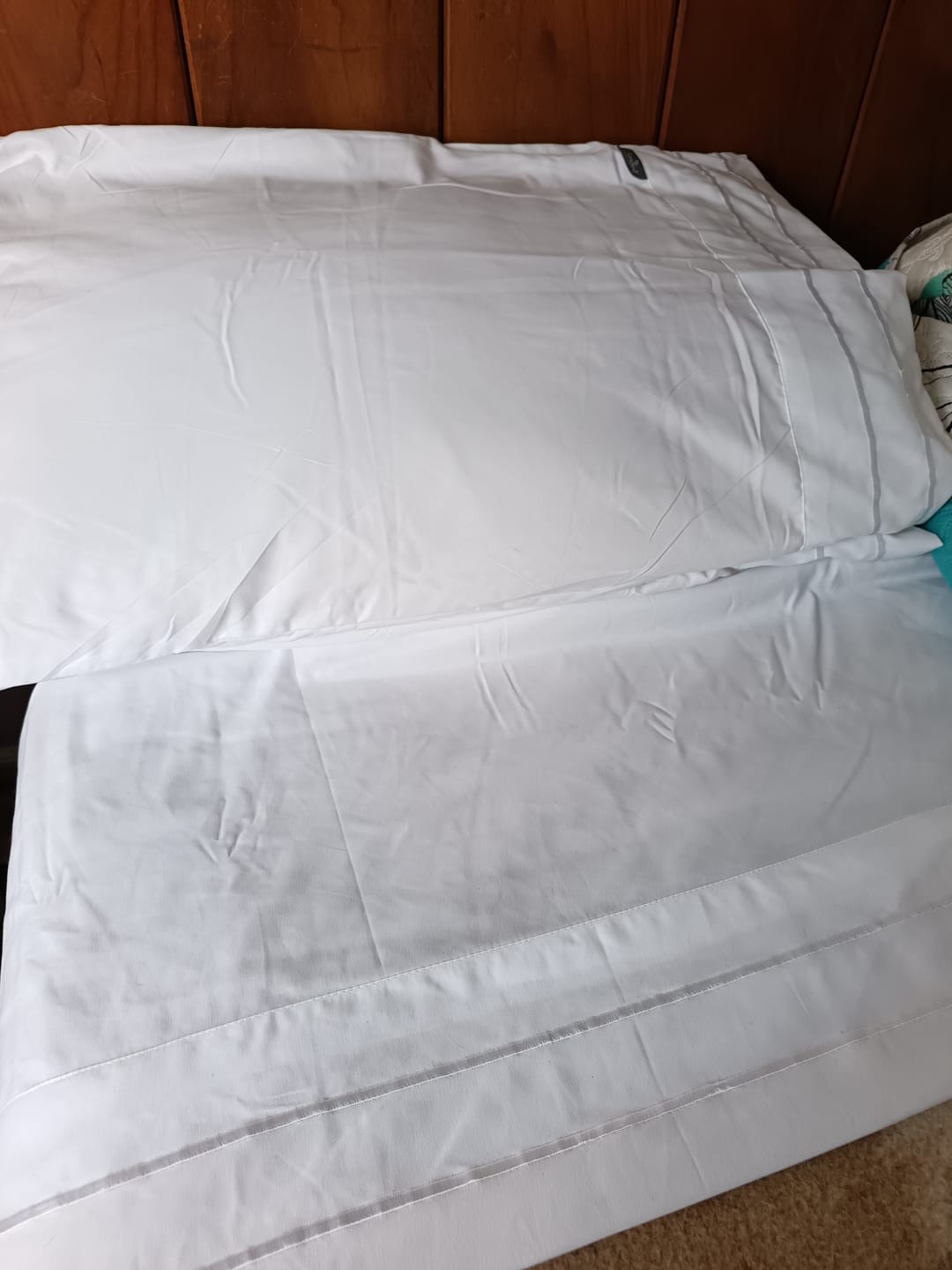 Customer photo review of Sábanas Lujo 1800 Hilos - 2 Plazas - Soft Touch