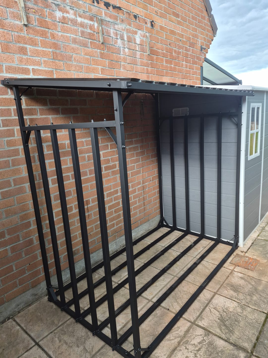 Customer photo review of Gartenzeit® Premium Kaminholzregal für den Außenbereich – XXL, extra stabil & wetterfest