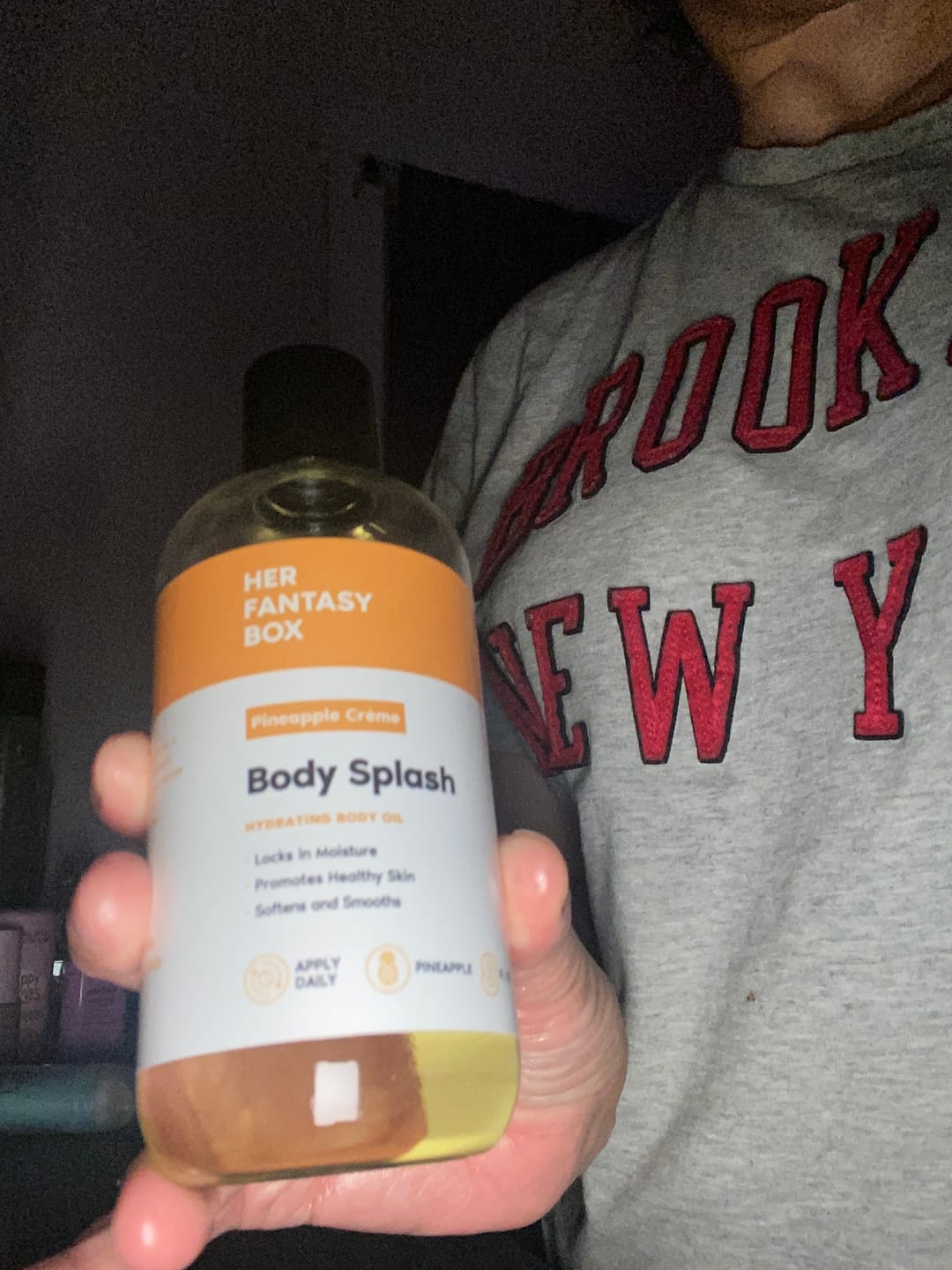 Customer photo review of Body Splash - Skin Smoothing Body Oil  (Pineapple Creme)