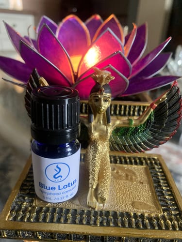 Customer photo review of True Egyptian Blue Lotus Oil 5 mL | Cold-Pressed
