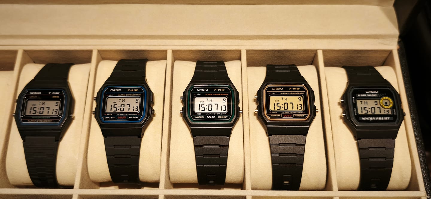 Customer photo review of Reloj Casio Vintage F-91WG-9SDF Clásico Líneas Amarillas