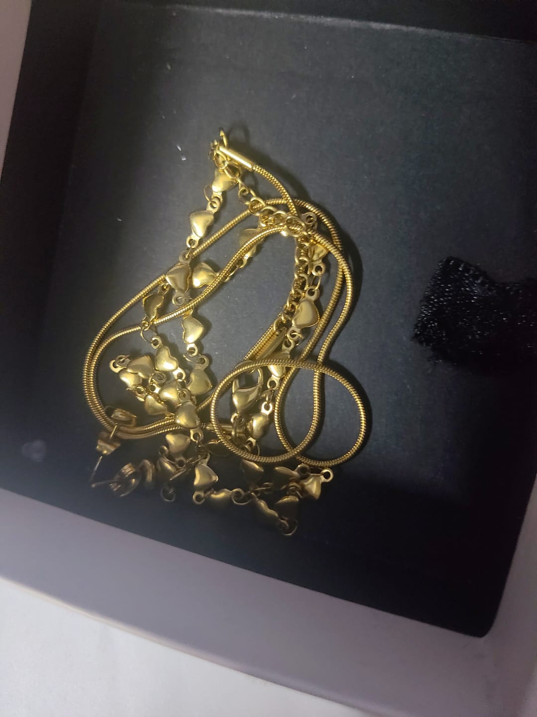 Customer photo review of Classic Velora Heart Jewellery Set