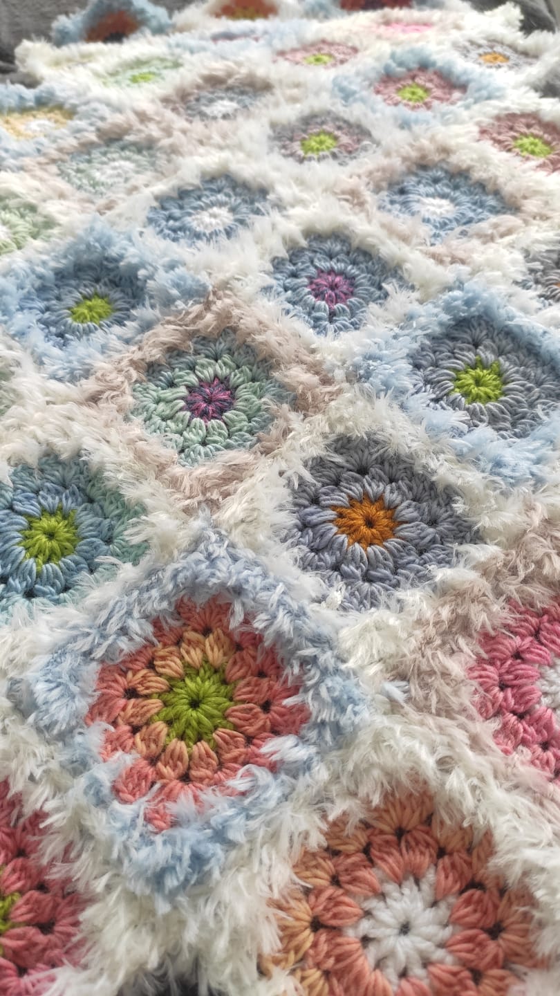 Customer photo review of YarnArt Mink