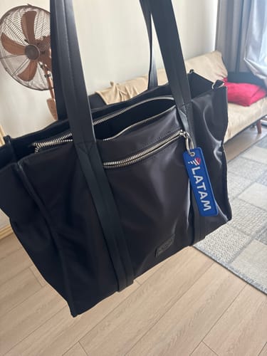 Reseña con foto de un cliente sobre Bolso Nylon Llavero Icónicas