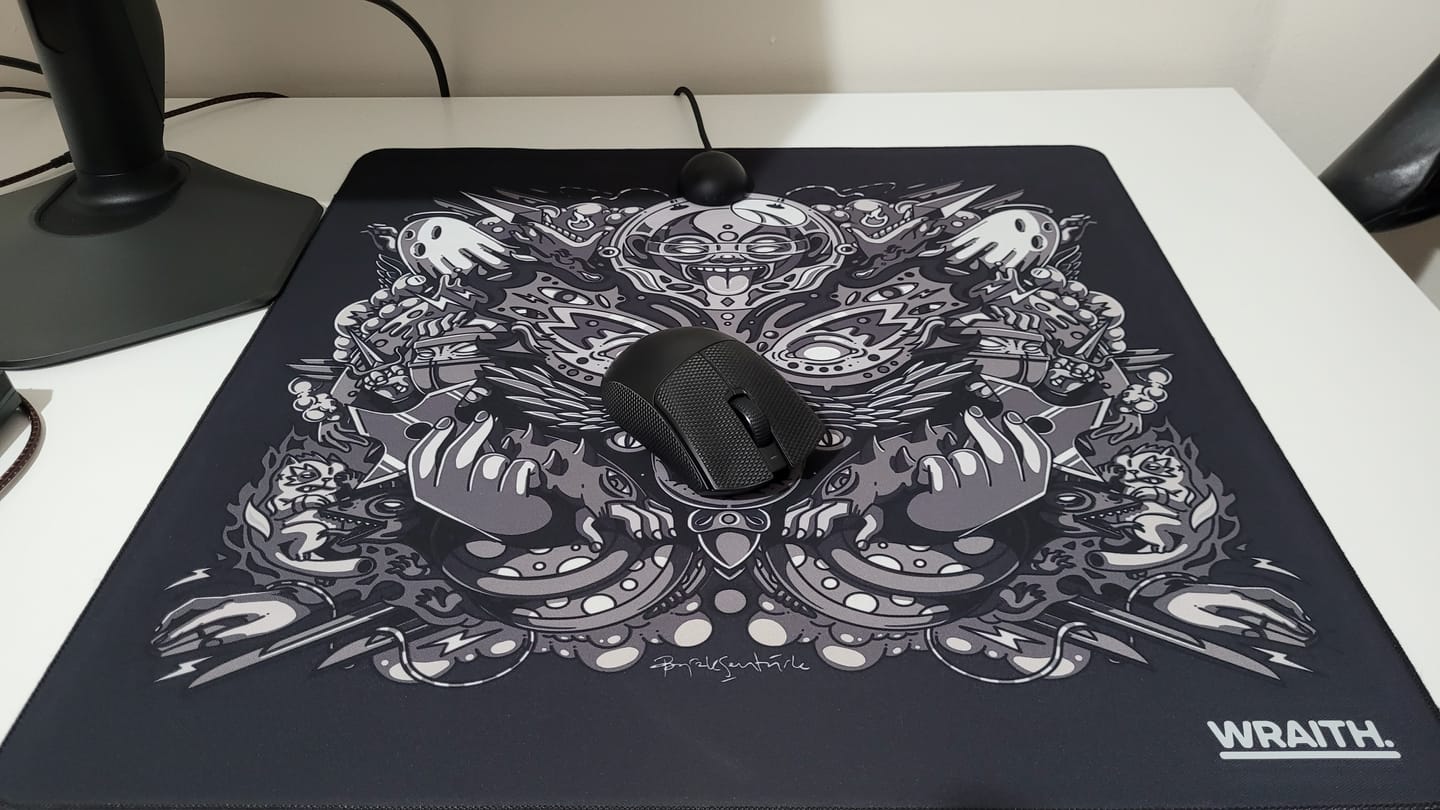 Customer photo review of Wraith Spirit of Aim Pro Mousepad