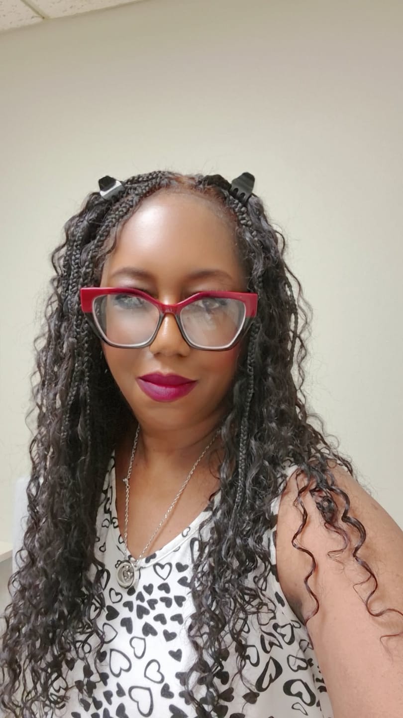 Customer photo review of 24" Swiss HD Full Lace Lightweight Human Hair Curls Boho Box Braided Wig