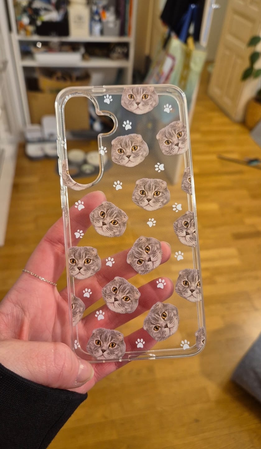 Customer photo review of Personalisierte Handyhülle - Haustierköpfe