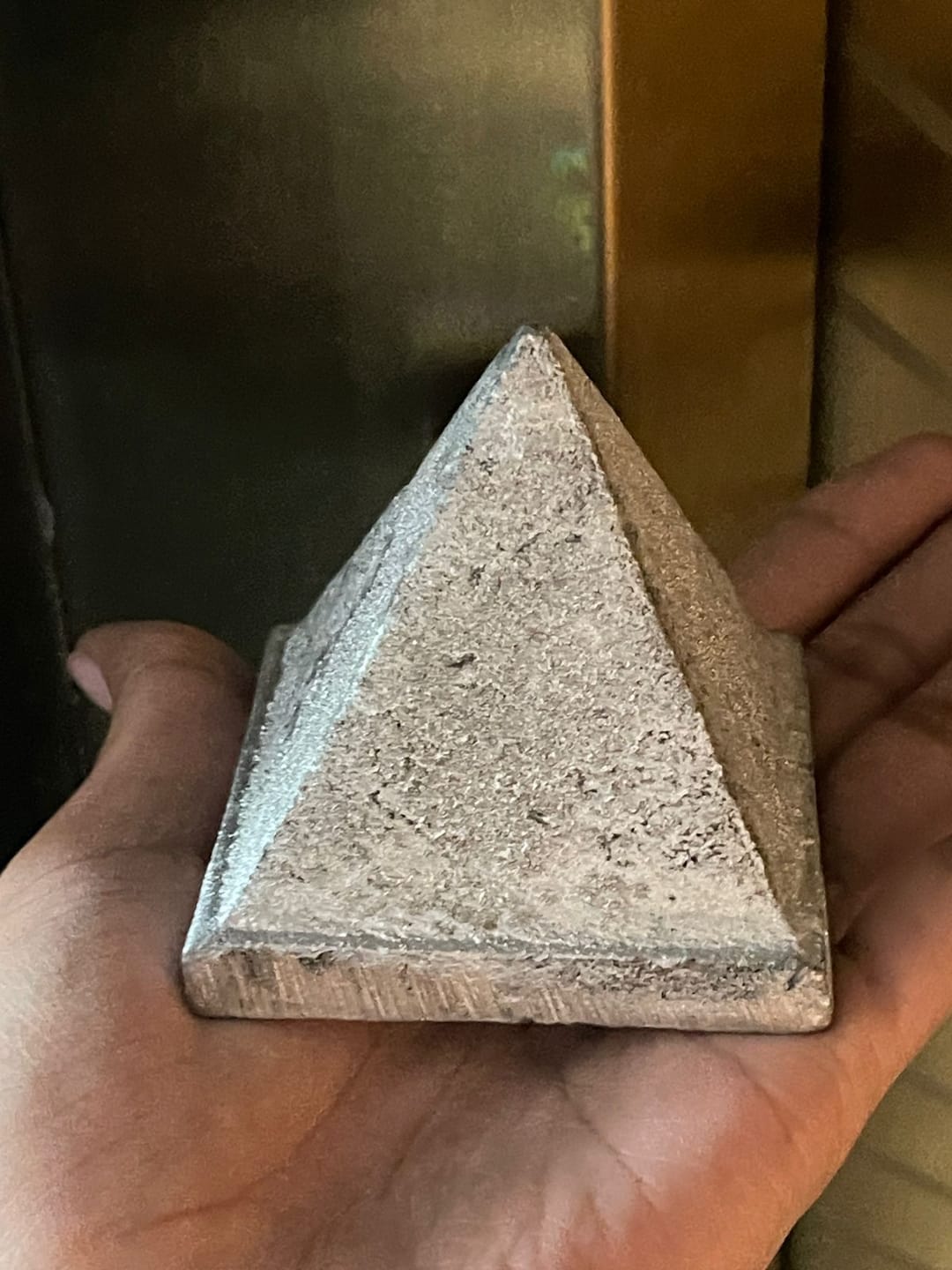 Customer photo review of Solid Iron Metal Pyramid Vastu Remedy for West Direction and Brahmasthan Balance, Mental Focus, Career Success and Positive Energy Correction | 6.5 cm | 615 g