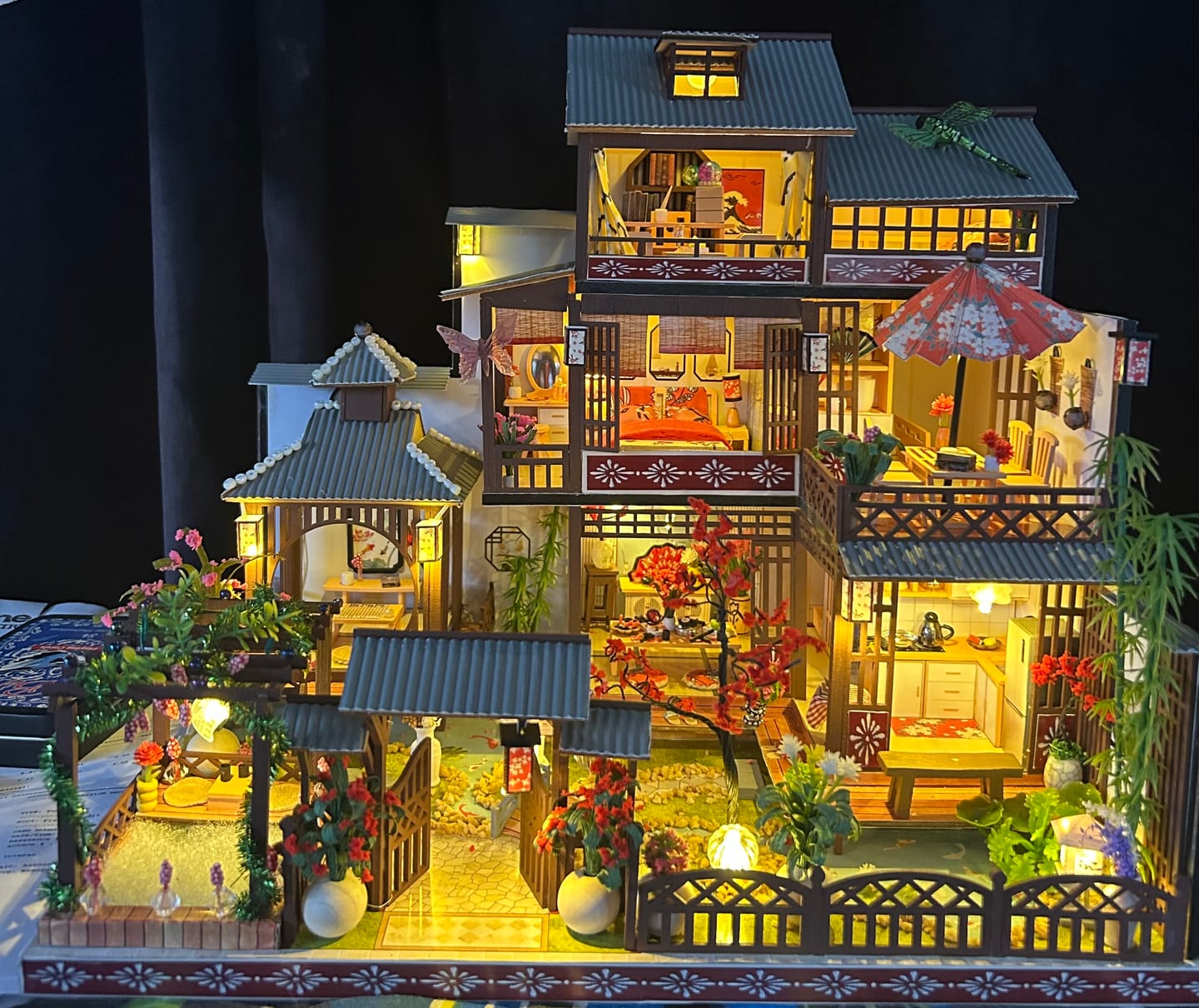 Customer photo review of Spring Courtyard DIY Miniature Dollhouse Kit