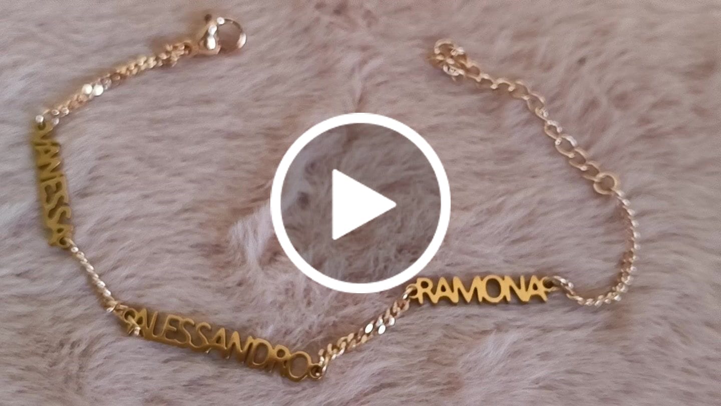 Customer video review of Personalisiertes Namensarmband