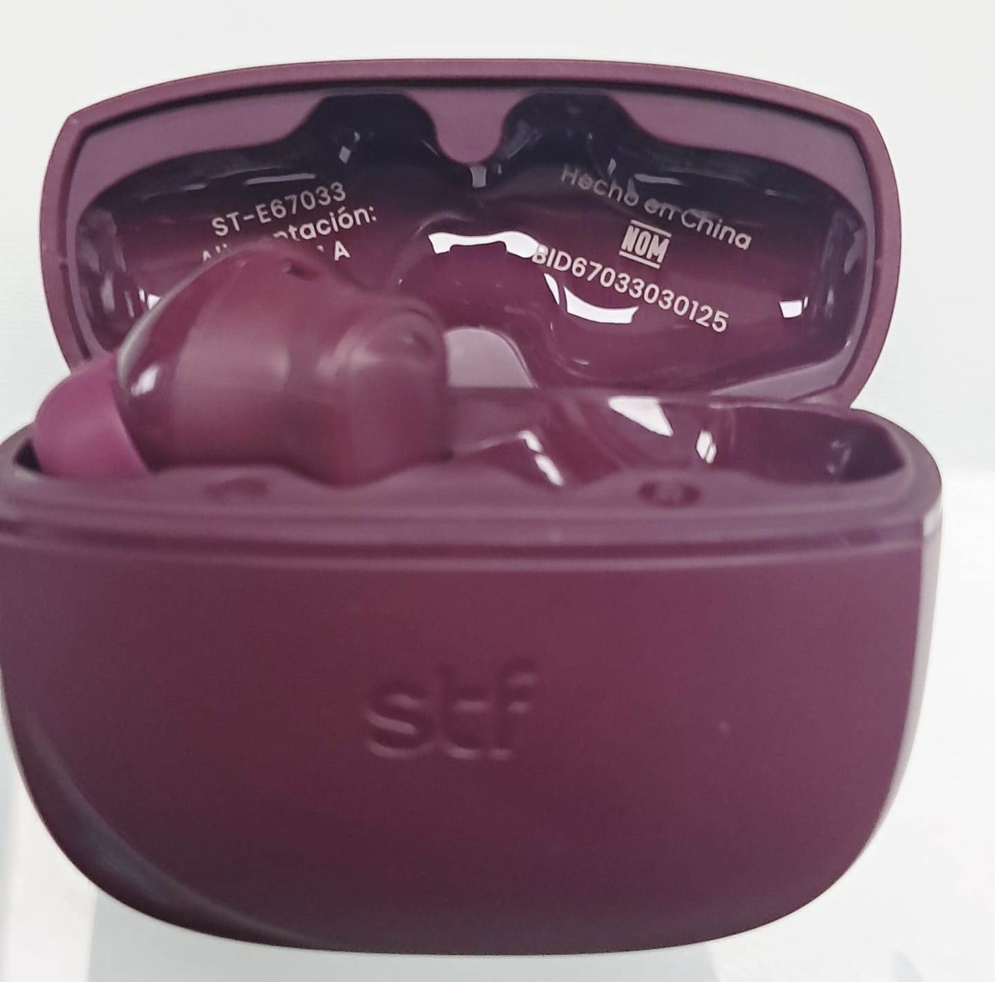 Customer photo review of Audifonos Inalambricos Tws One STF 42hrs Uso ENC 4 Micrófonos Protección IPX4 Vino
