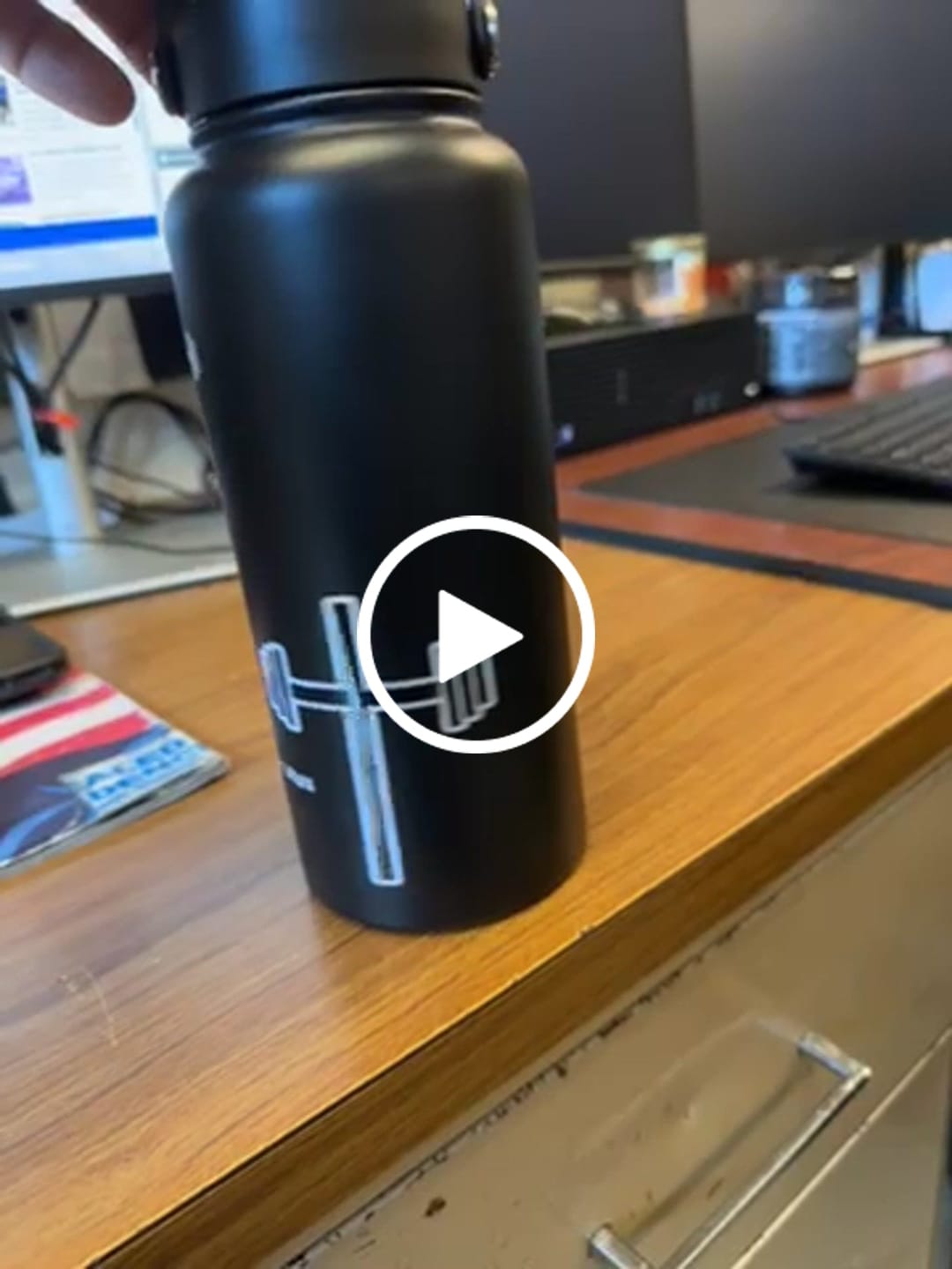 Customer video review of Powered By Jesus 32oz Insulated Water Bottle