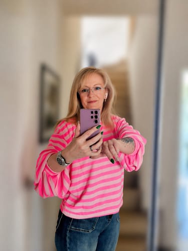 Customer photo review of Sweater MARKER - versch. Farben