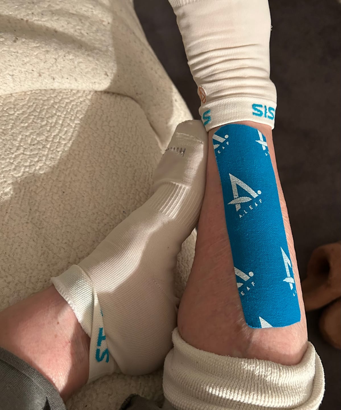 Customer photo review of A.LEAF MK-Tape, Stick It To Your Pain