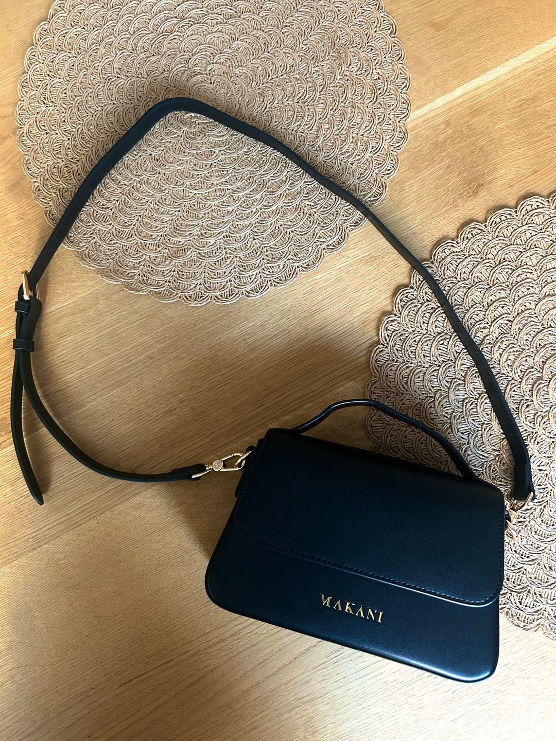 Customer photo review of NALUA - BLACK