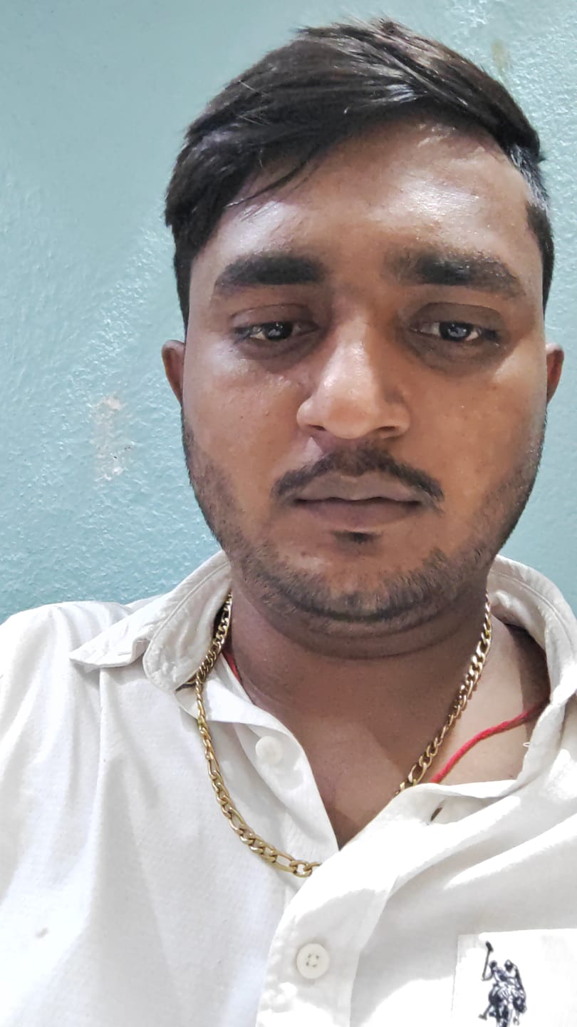 Customer photo review of Gold Figaro Chain for Men