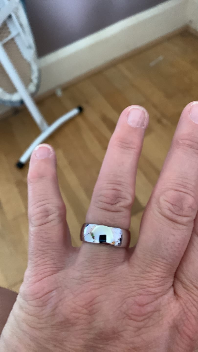 Customer photo review of White Gold 8mm Wonder Ring