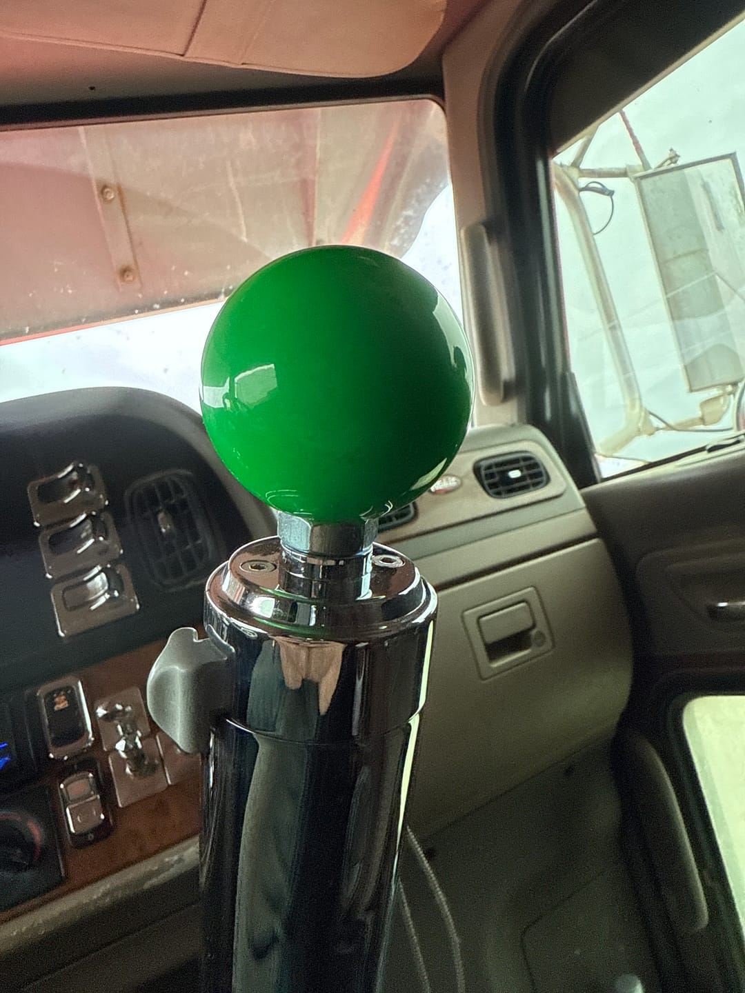 Customer photo review of Solid Colored Shift Knobs (1/2"-13 female threads) Twisted Shifterz (Choose Color)