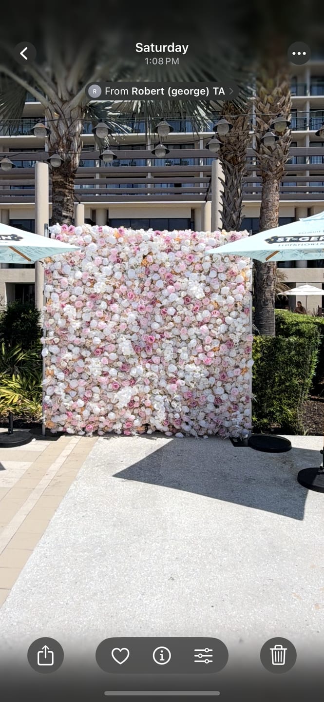 Customer photo review of AliFlowers 5D Champagne White Rose Flower Wall for Wedding Backdrop ALFWL029