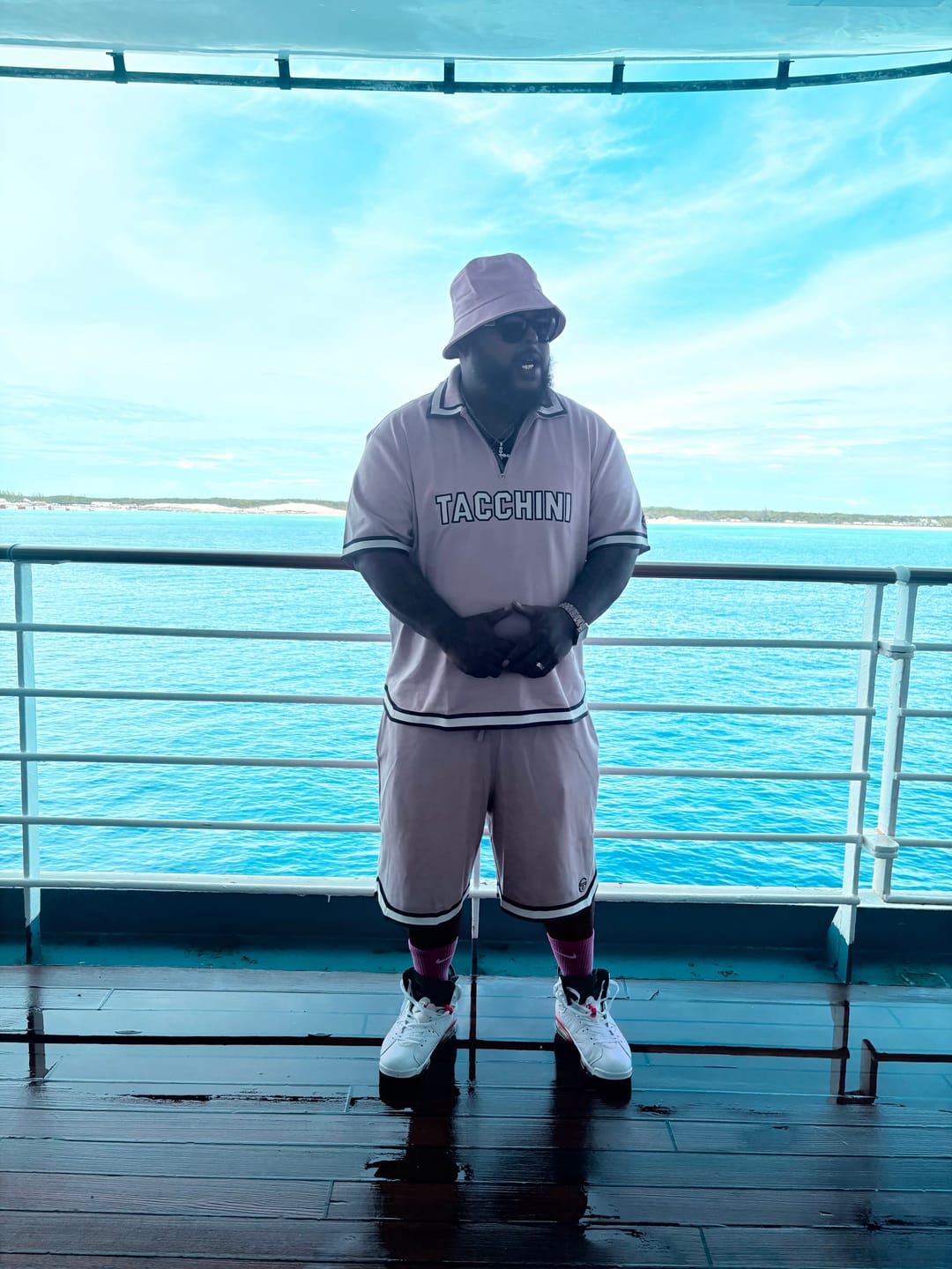 Customer photo review of Solare Polo-Brilliant White
