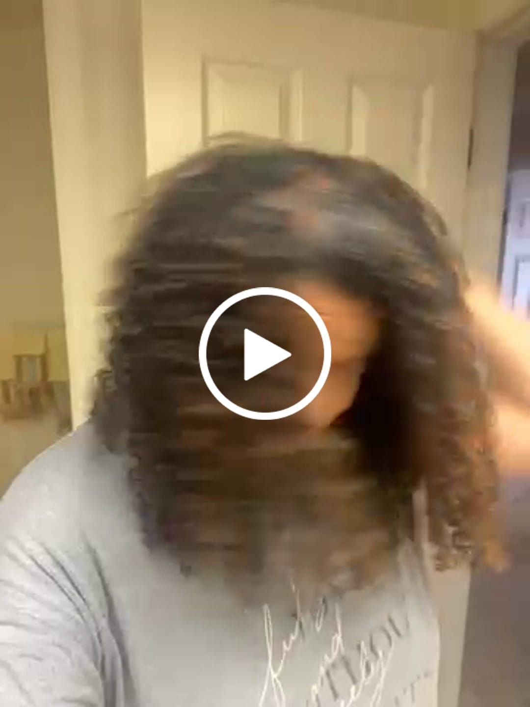 Customer video review of Tropical Oasis Anti-Humidity Firm Hold Hair Gel