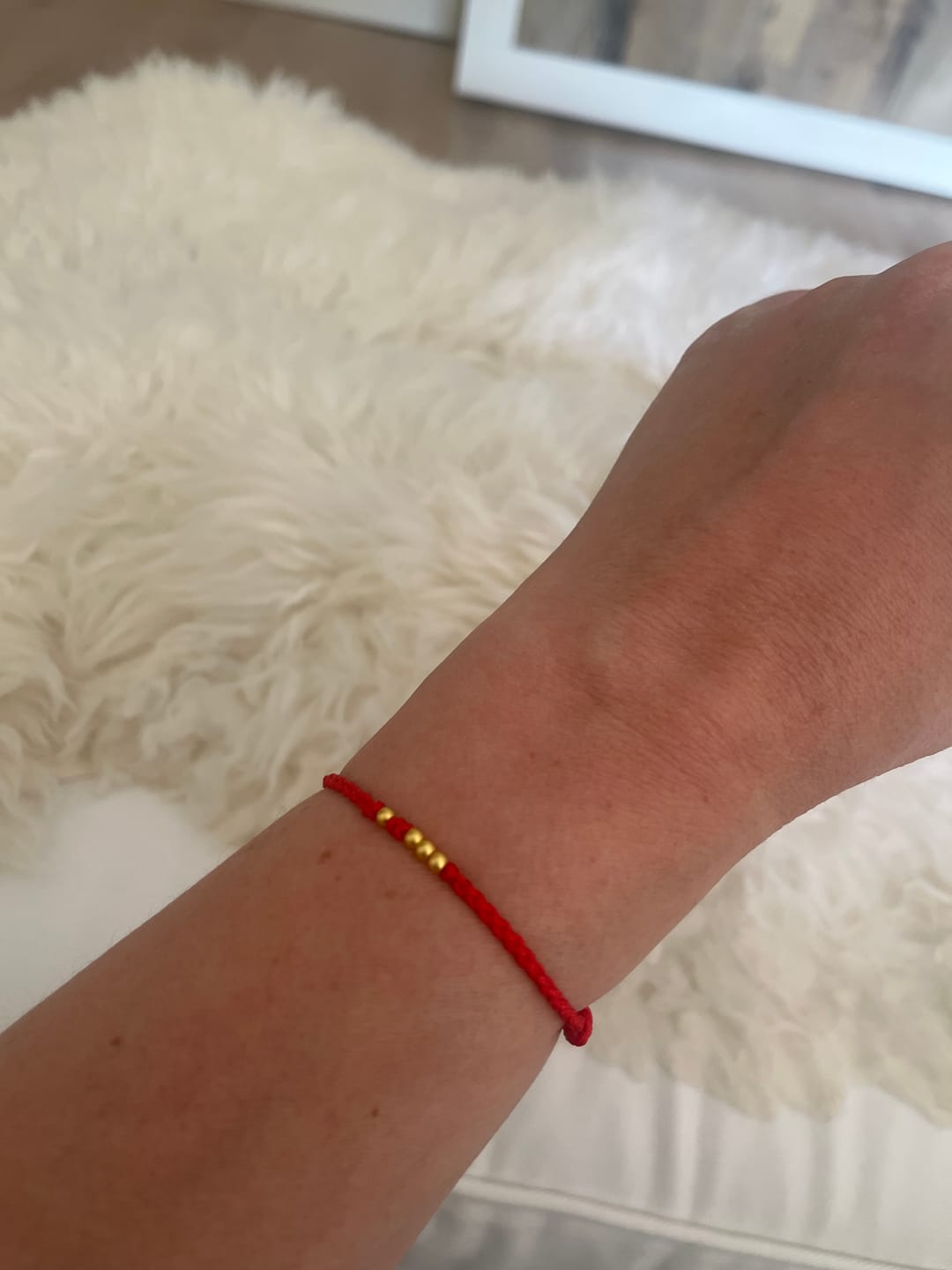 Customer photo review of Tibetisches Glücksarmband mit kleinen Perlen